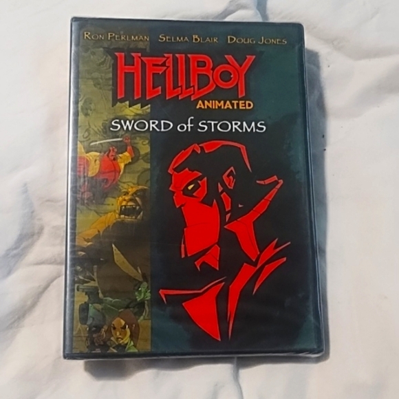 Hellboy Animated Sword of Storms DVD N.W.T. - Picture 1 of 2